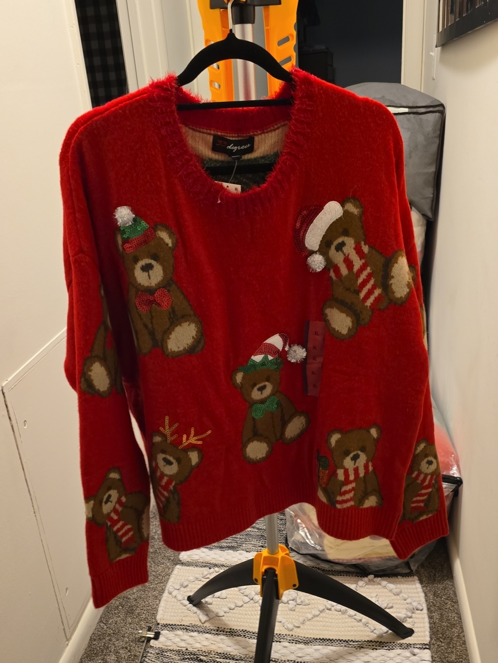 NWT 32 Degrees Red Teddy Bear Knit Crewneck Sweater